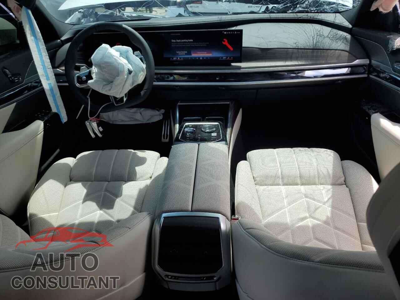 BMW 760 XI 2025 - WBA33EJ09SCV42891