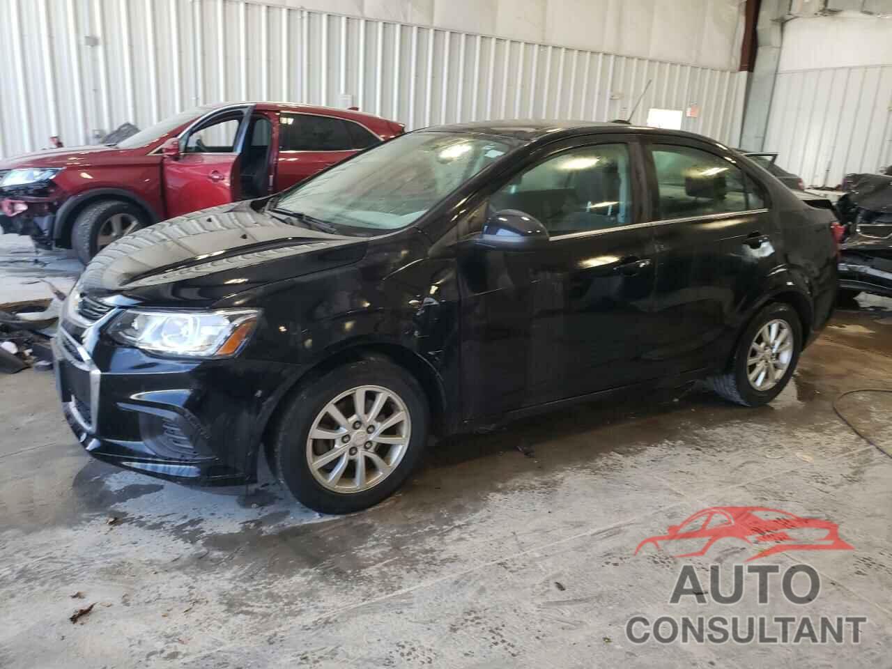 CHEVROLET SONIC 2018 - 1G1JD5SH5J4140833