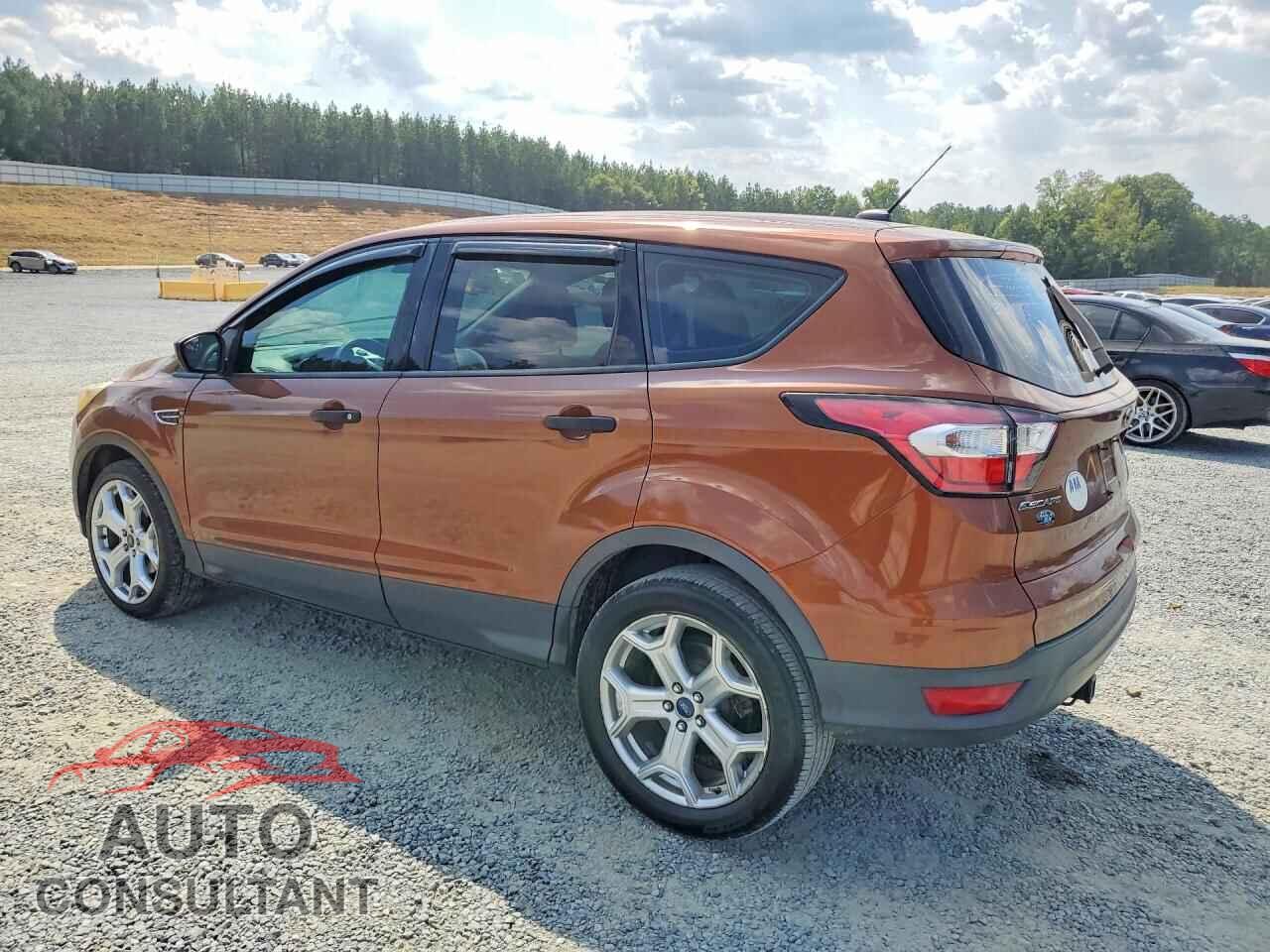 FORD ESCAPE 2017 - 1FMCU0F71HUE85240