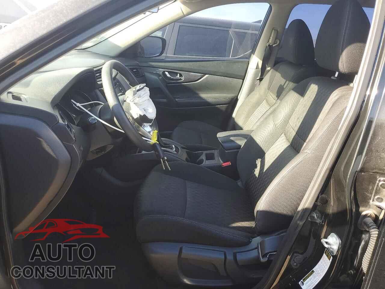 NISSAN ROGUE 2017 - KNMAT2MT9HP522401