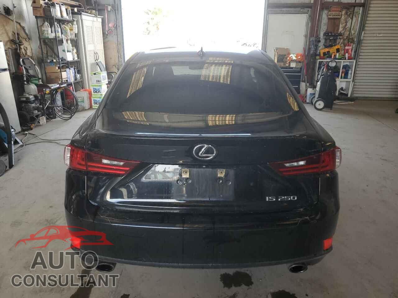 LEXUS IS 2015 - JTHBF1D27F5051336