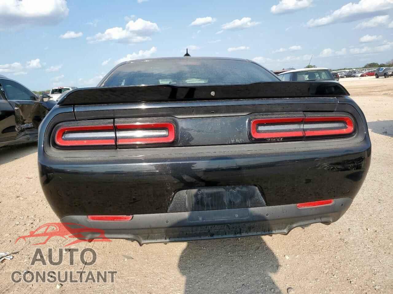 DODGE CHALLENGER 2015 - 2C3CDZAT5FH712091