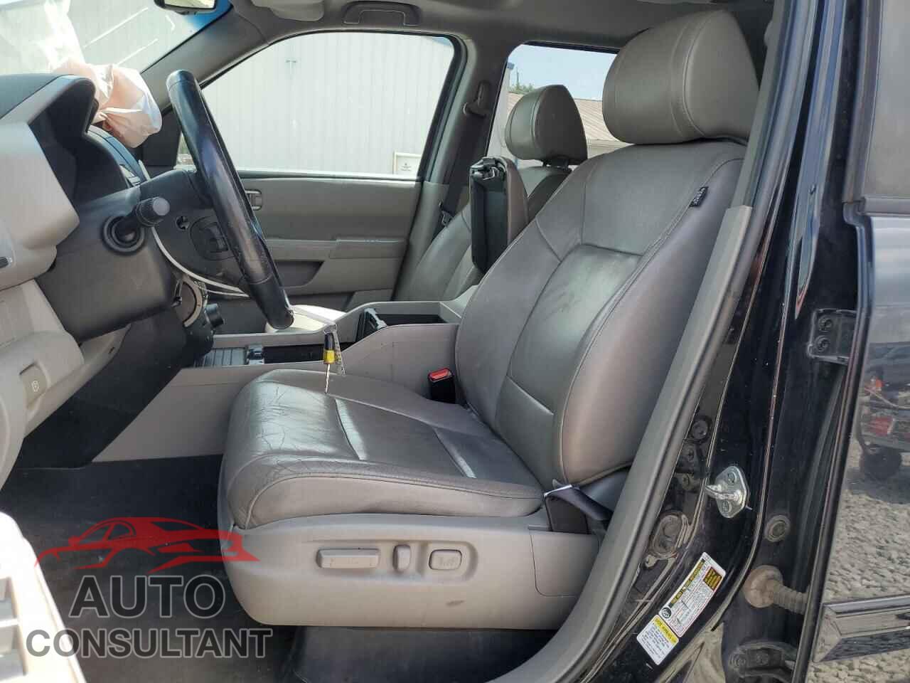HONDA PILOT 2013 - 5FNYF4H60DB059333