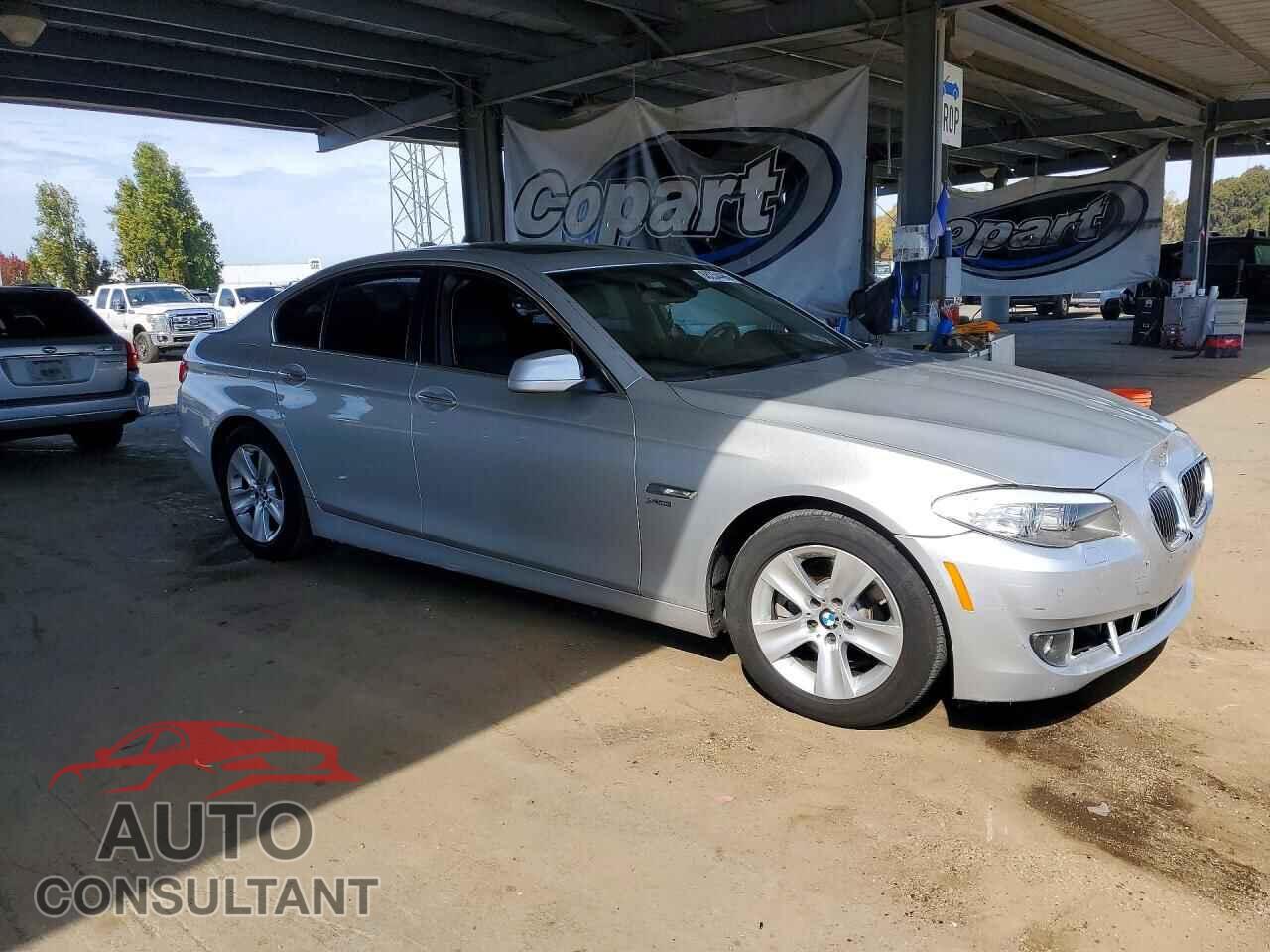 BMW 5 SERIES 2012 - WBAXH5C55CDW08523
