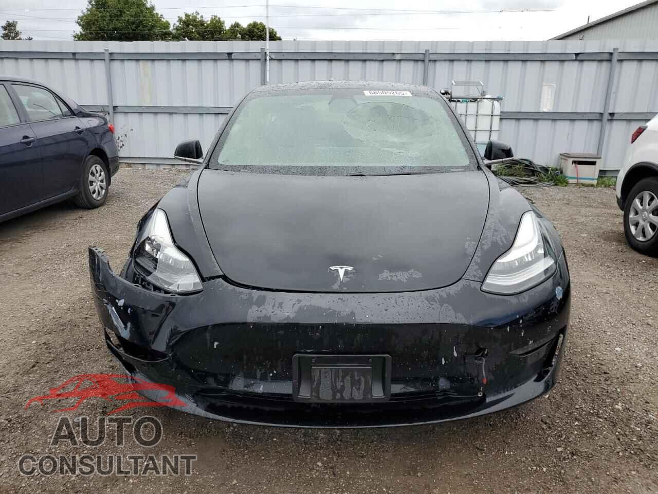 TESLA MODEL 3 2019 - 5YJ3E1EB2KF415033