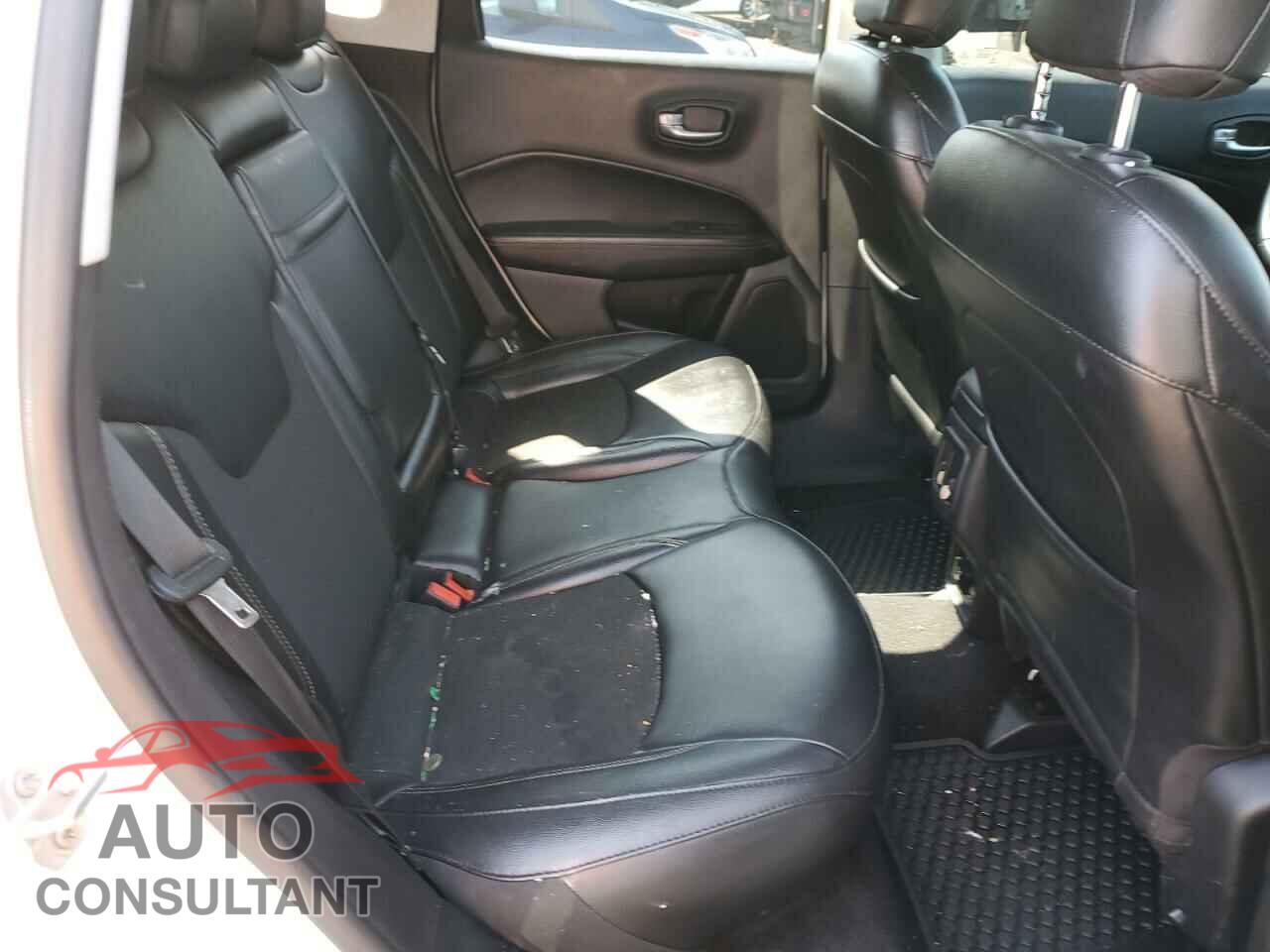 JEEP COMPASS 2019 - 3C4NJDBB8KT850912