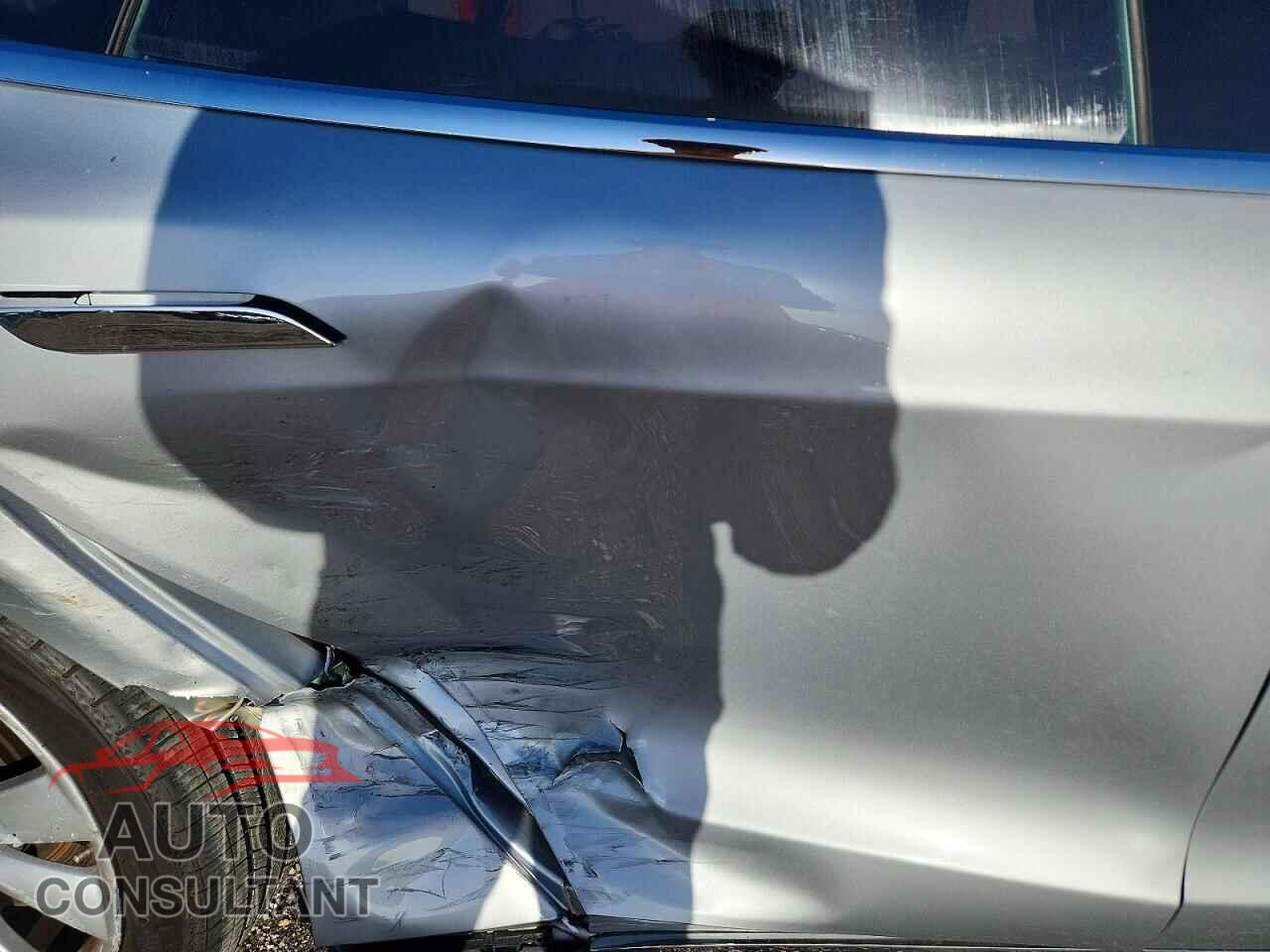 TESLA MODEL S 2016 - 5YJSA1E27GF126275