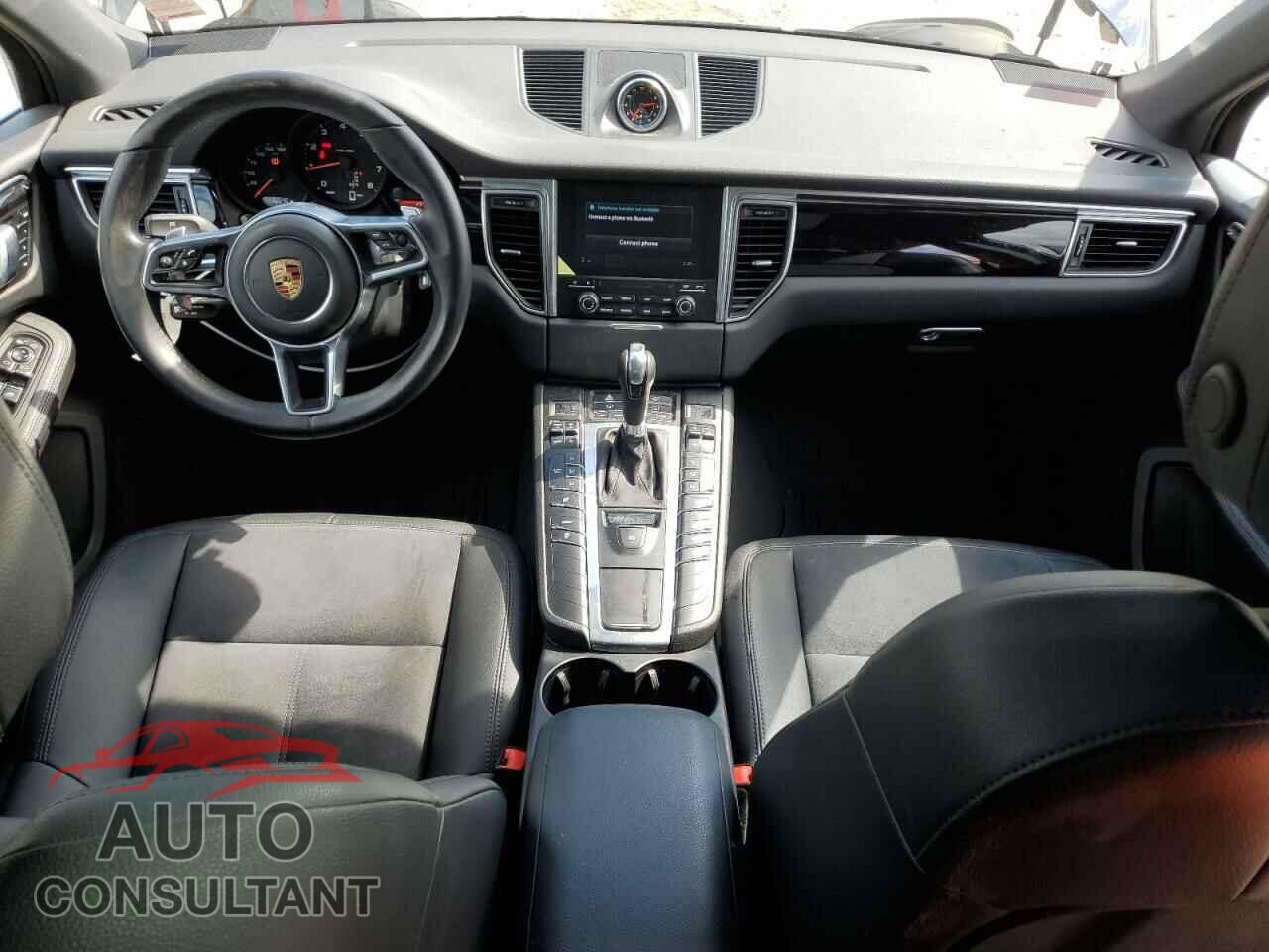 PORSCHE MACAN 2017 - WP1AA2A58HLB81333