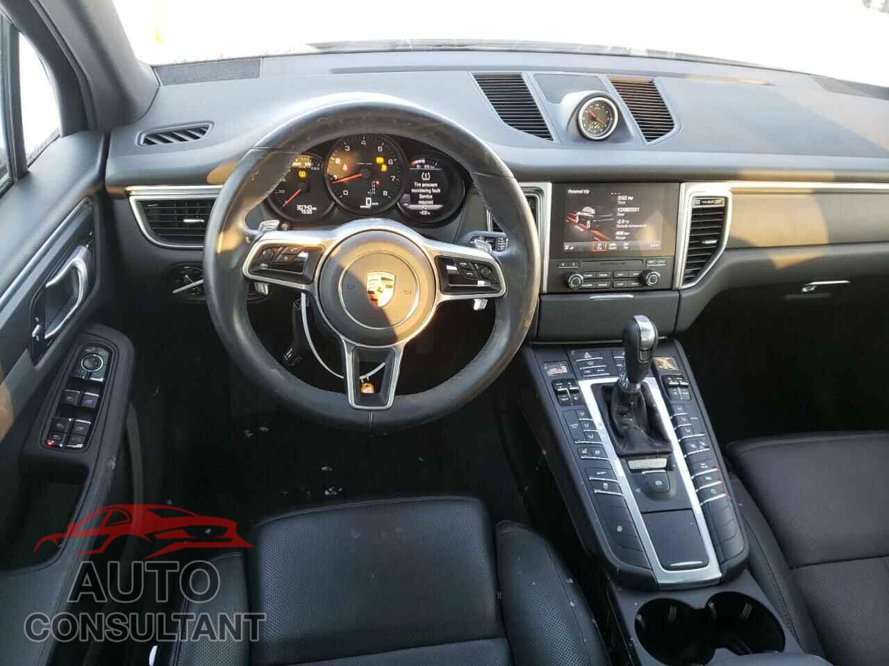 PORSCHE MACAN 2018 - WP1AA2A52JLB12000