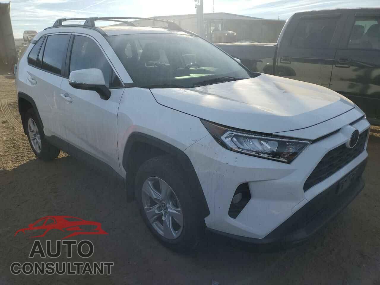 TOYOTA RAV4 2019 - JTMP1RFV8KD015361
