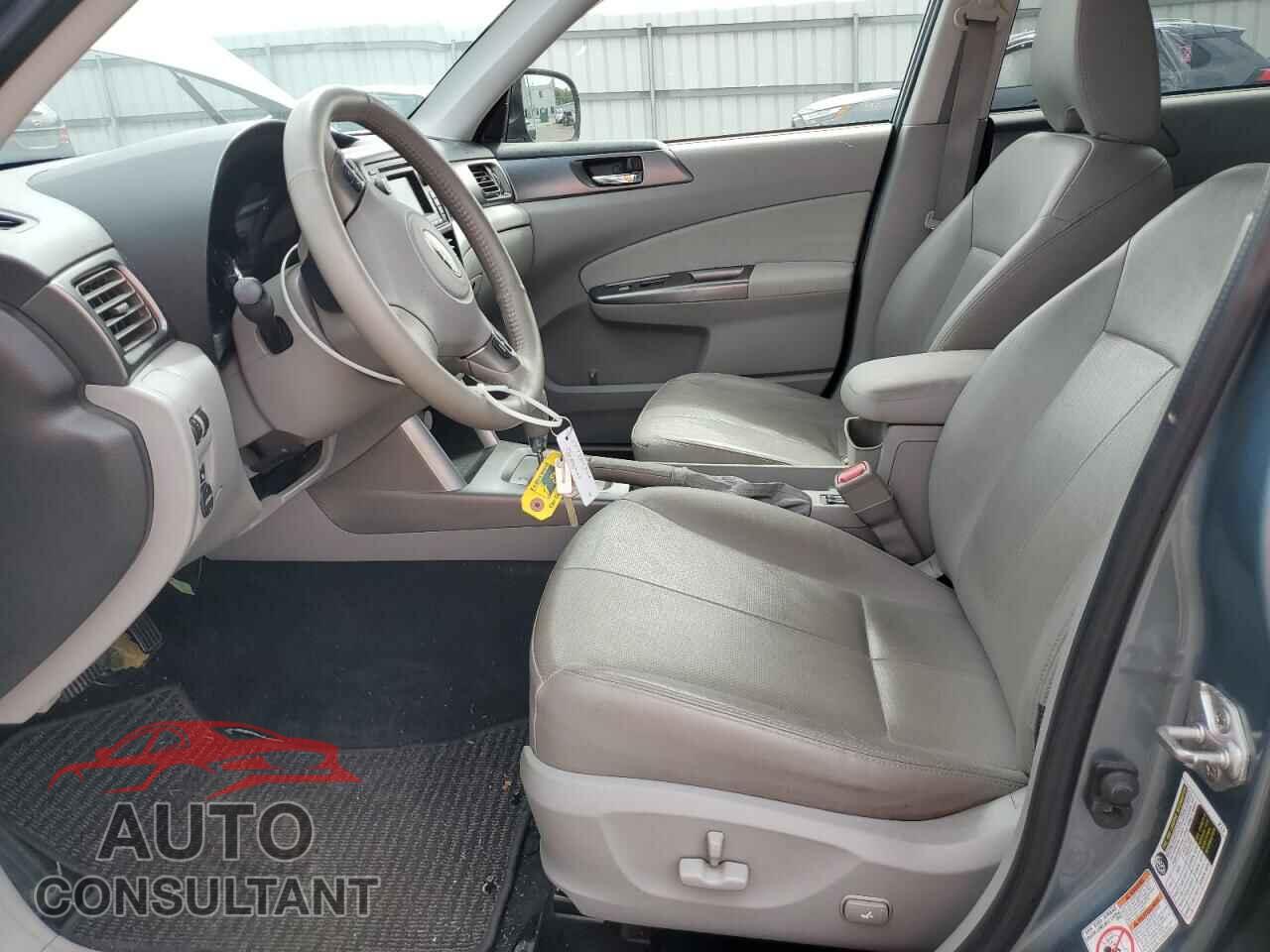 SUBARU FORESTER 2013 - JF2SHAEC4DH443898