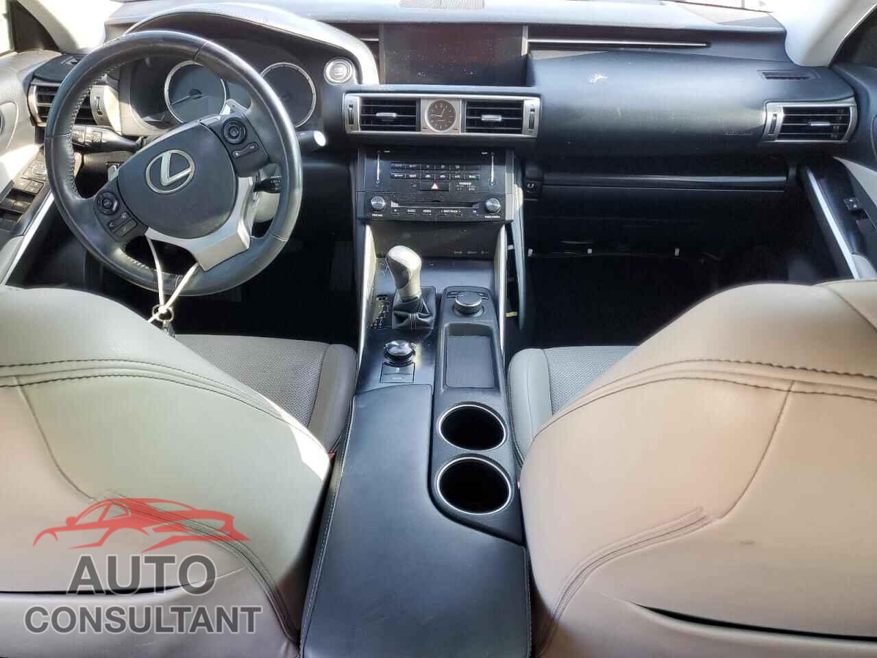 LEXUS IS 2014 - JTHBF1D28E5040571