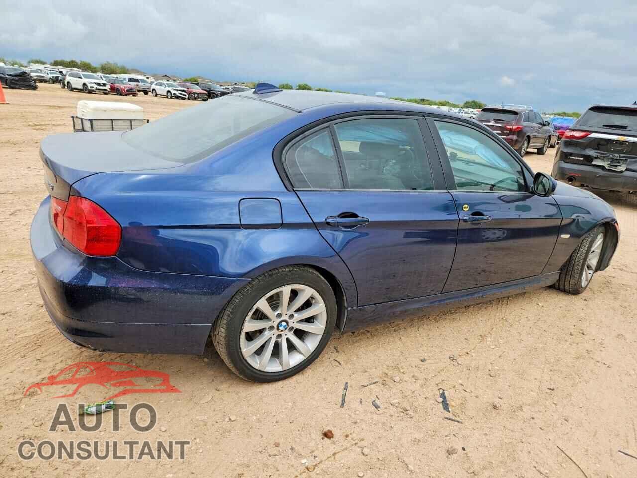 BMW 3 SERIES 2011 - WBAPH7C54BE851602