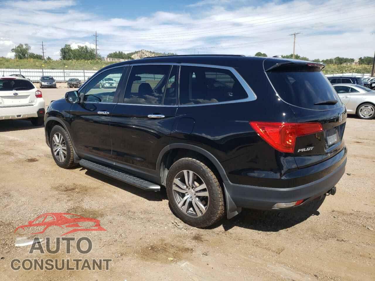 HONDA PILOT 2017 - 5FNYF6H5XHB073880
