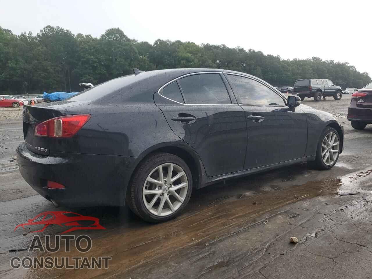 LEXUS IS 2011 - JTHCF5C25B5051682