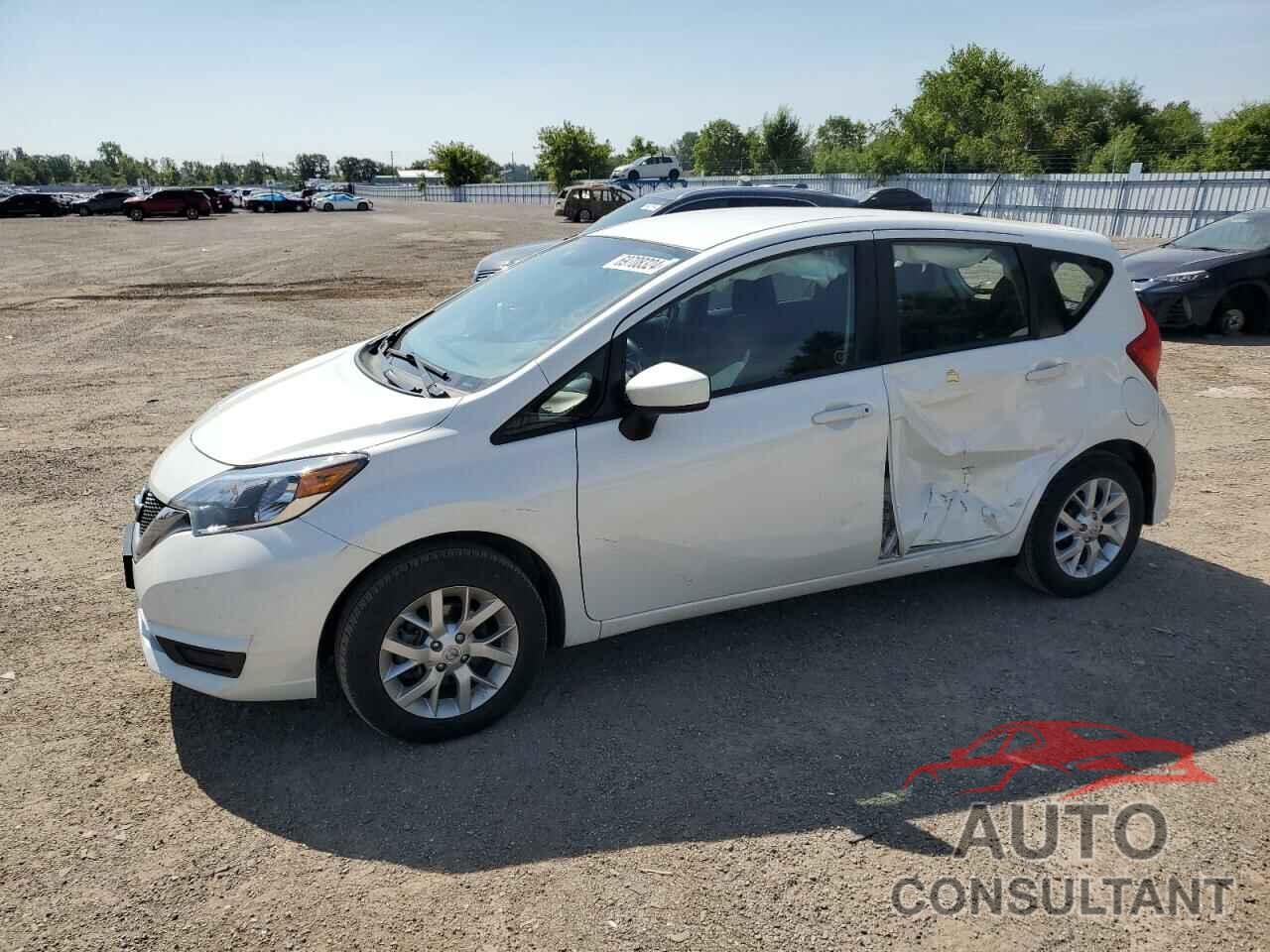 NISSAN VERSA 2018 - 3N1CE2CPXJL356871