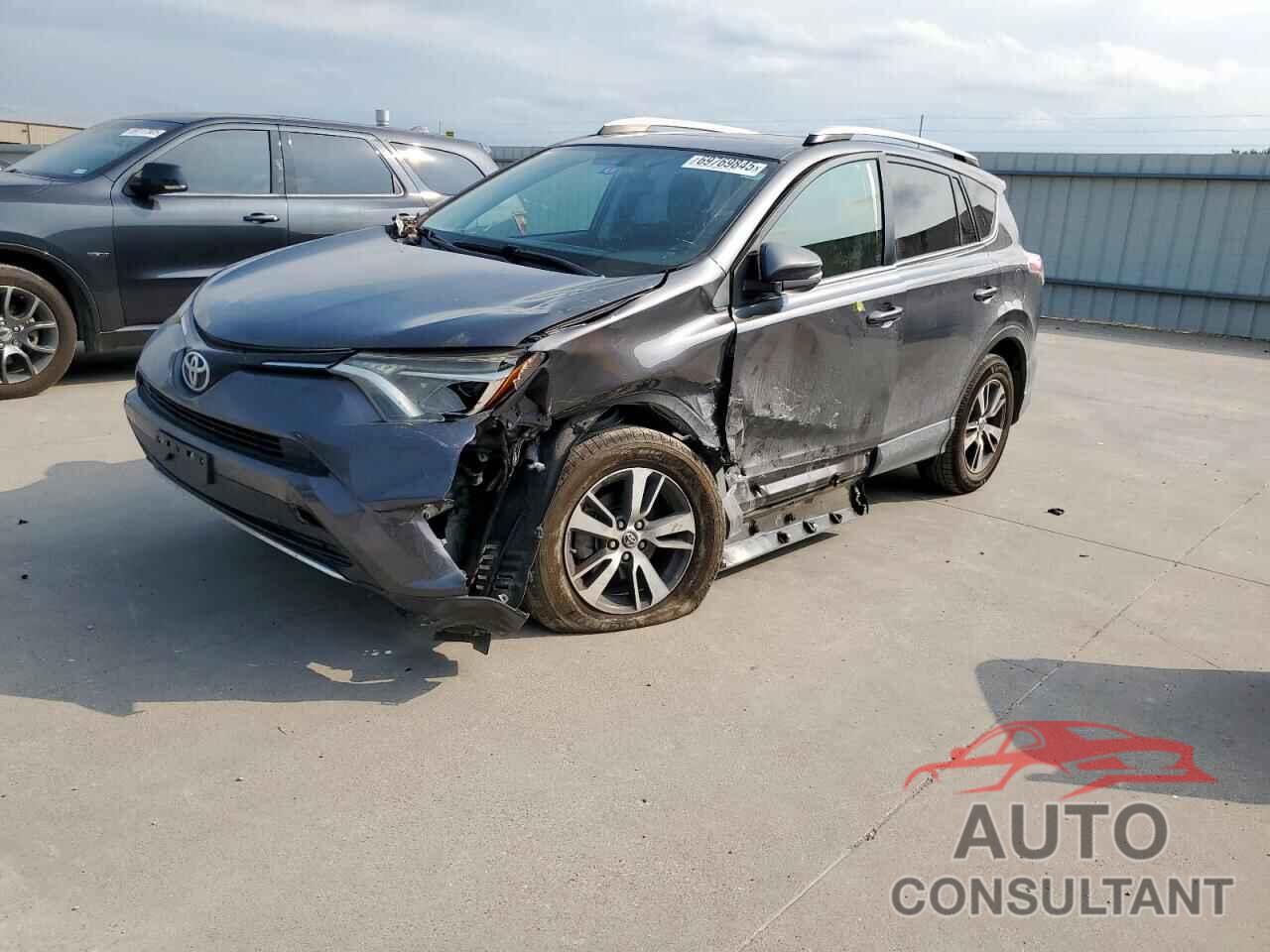 TOYOTA RAV4 2016 - JTMWFREV1GJ096839