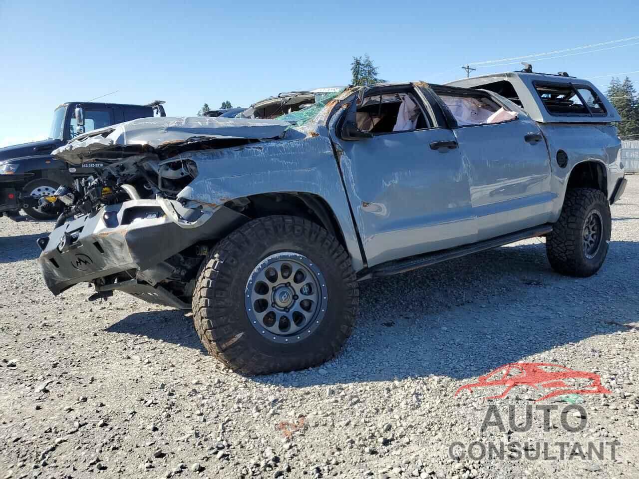 TOYOTA TUNDRA 2018 - 5TFDY5F16JX758862