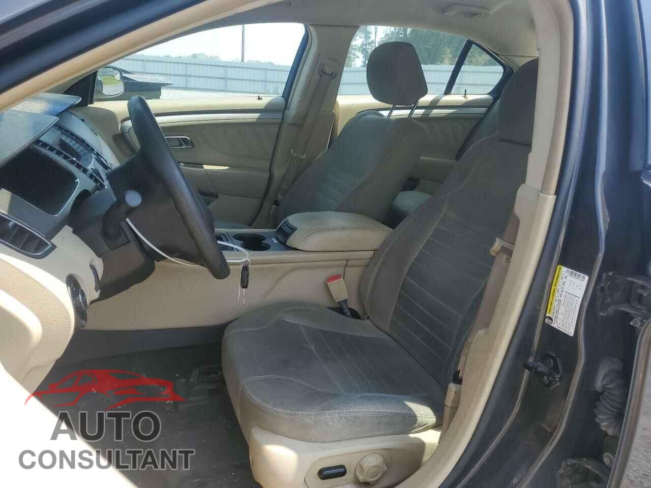 FORD TAURUS 2017 - 1FAHP2D87HG110904