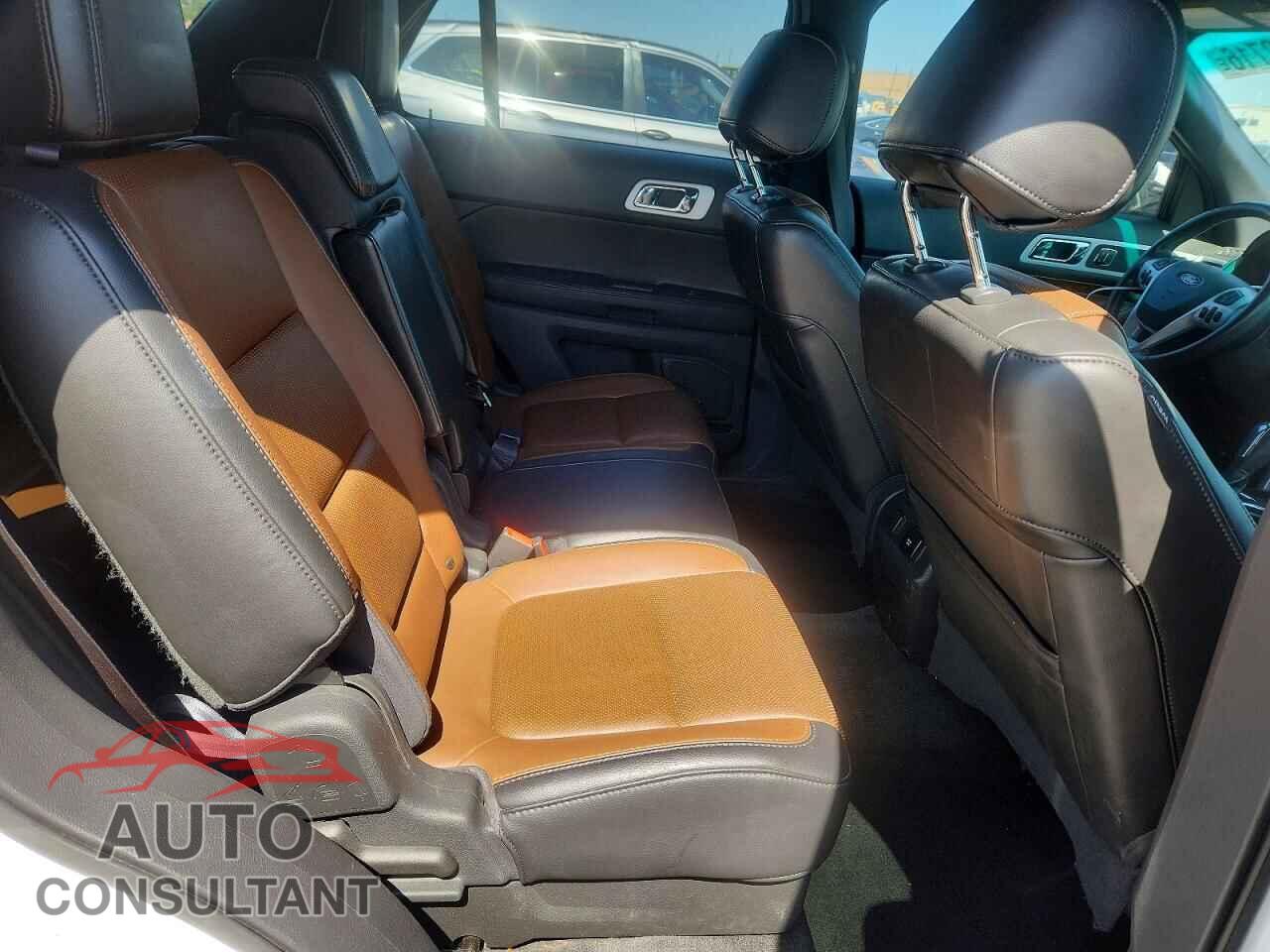 FORD EXPLORER 2011 - 1FMHK7F88BGA07075
