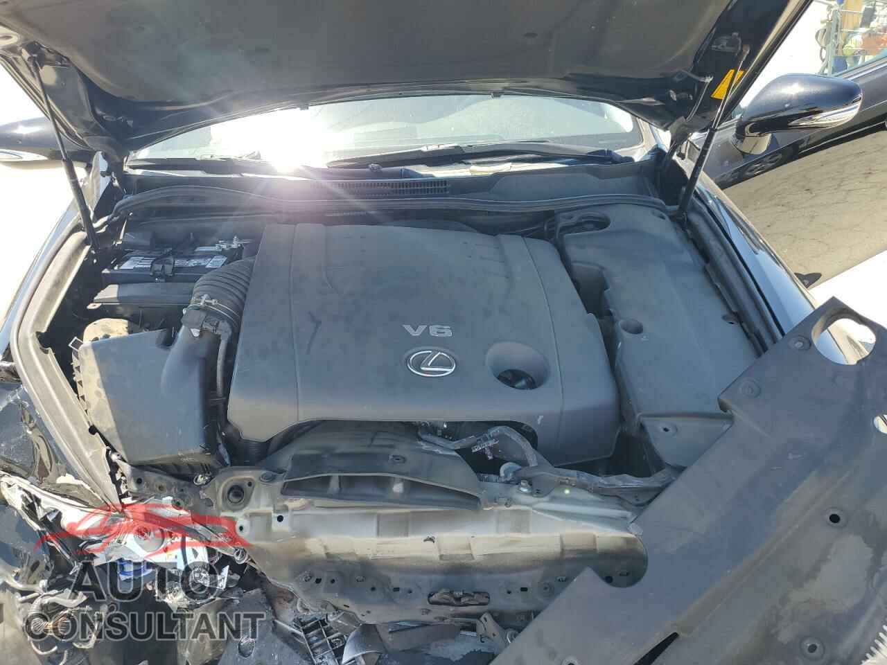 LEXUS IS 2009 - JTHBK262X95105277