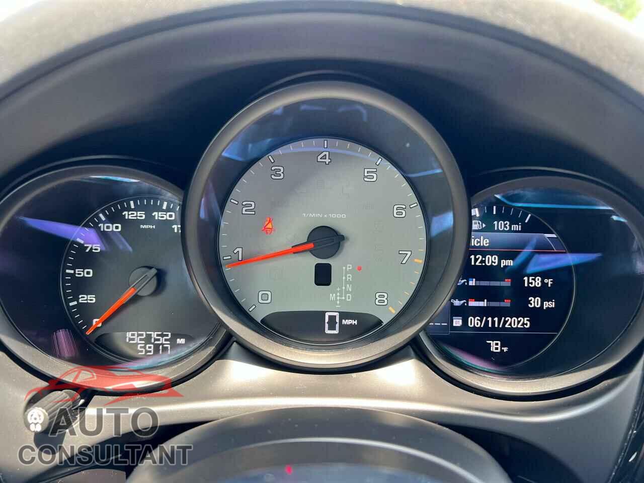 PORSCHE MACAN 2016 - WP1AB2A59GLB40365