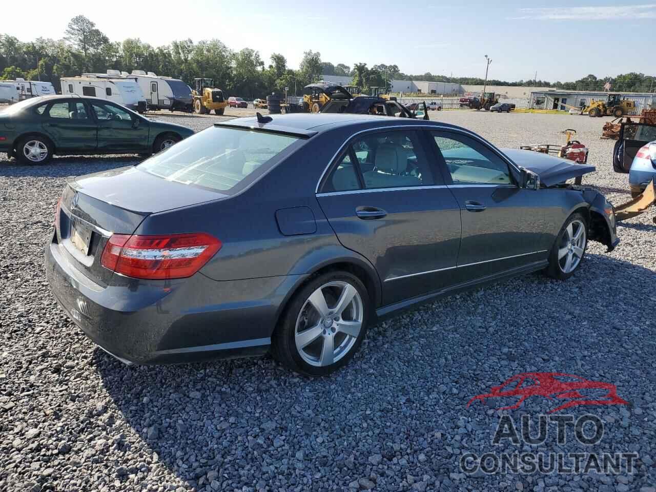 MERCEDES-BENZ E-CLASS 2010 - WDDHF5GB9AA102890
