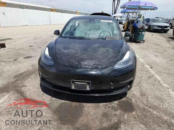 TESLA MODEL 3 2021 - 5YJ3E1EBXMF004448