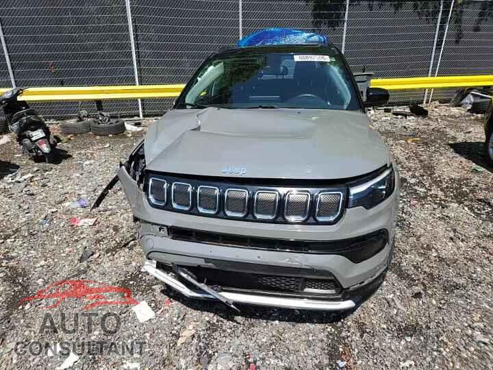 JEEP COMPASS 2022 - 3C4NJDCB1NT213105