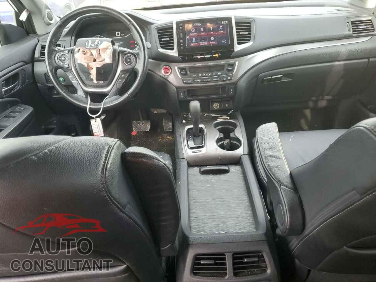 HONDA PILOT 2017 - 5FNYF6H76HB019865