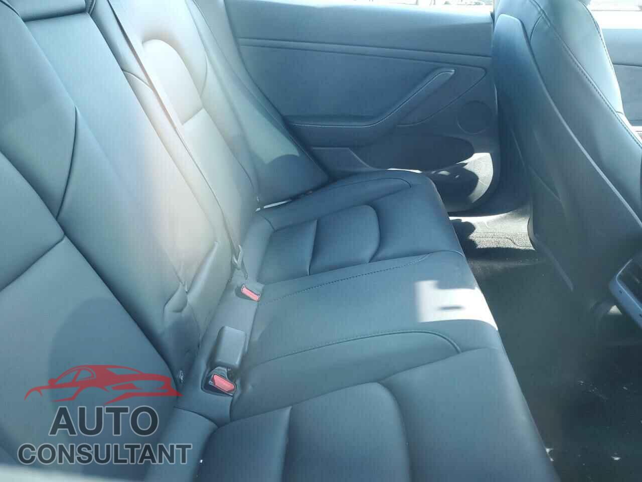 TESLA MODEL 3 2023 - 5YJ3E1EA4PF705577