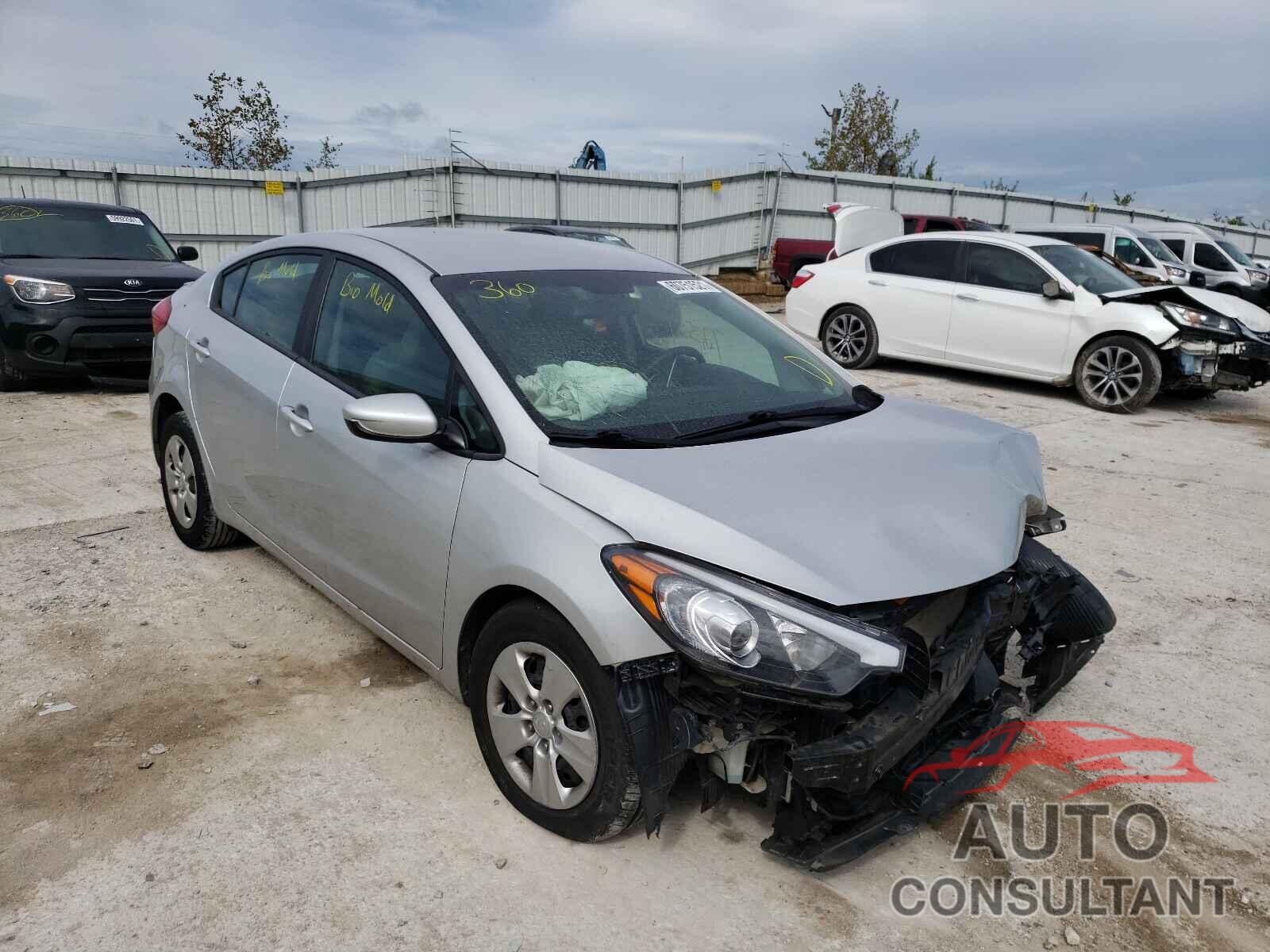 KIA FORTE 2016 - KNAFK4A69G5560592