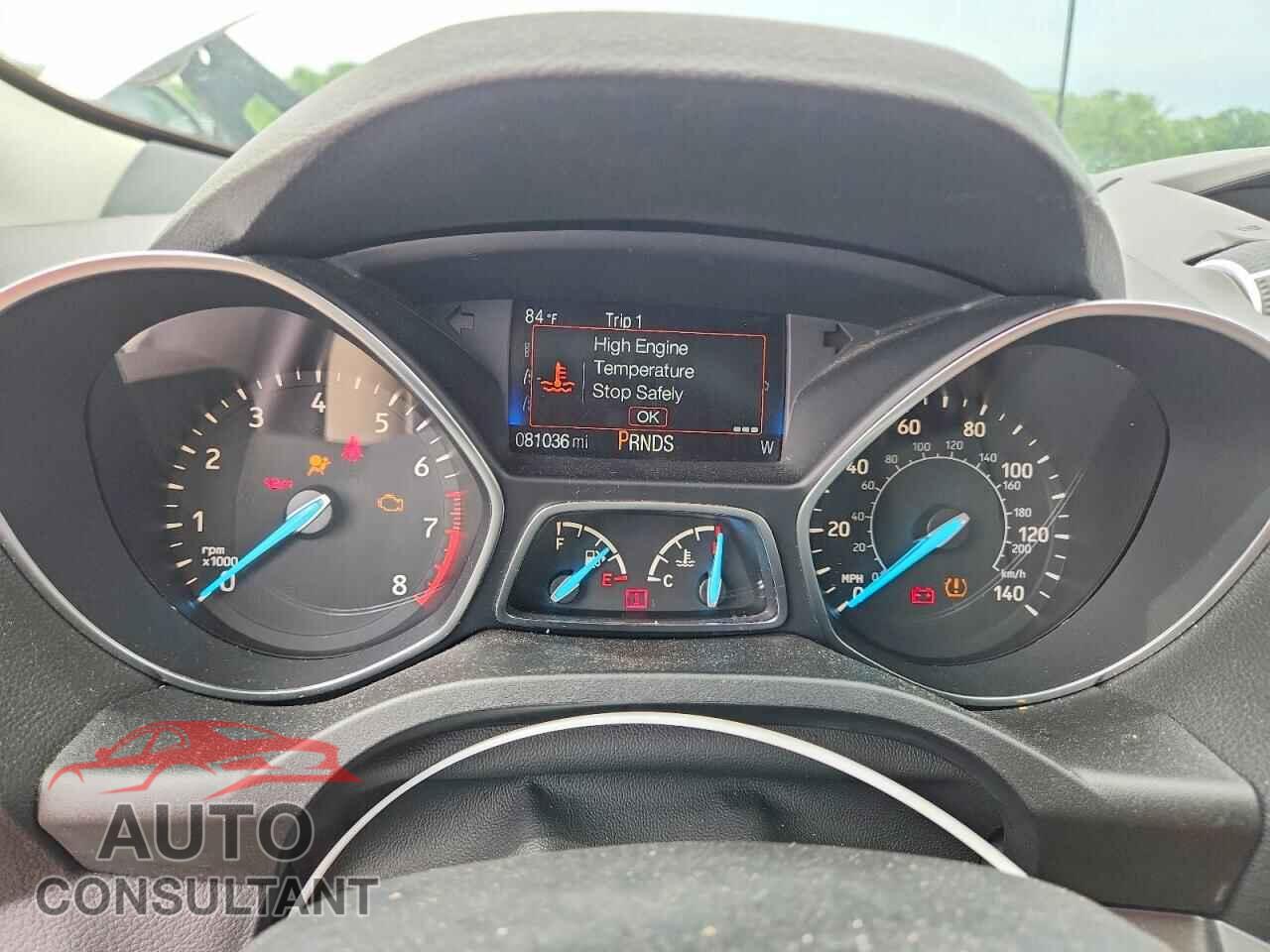 FORD ESCAPE 2017 - 1FMCU0GD6HUD64045