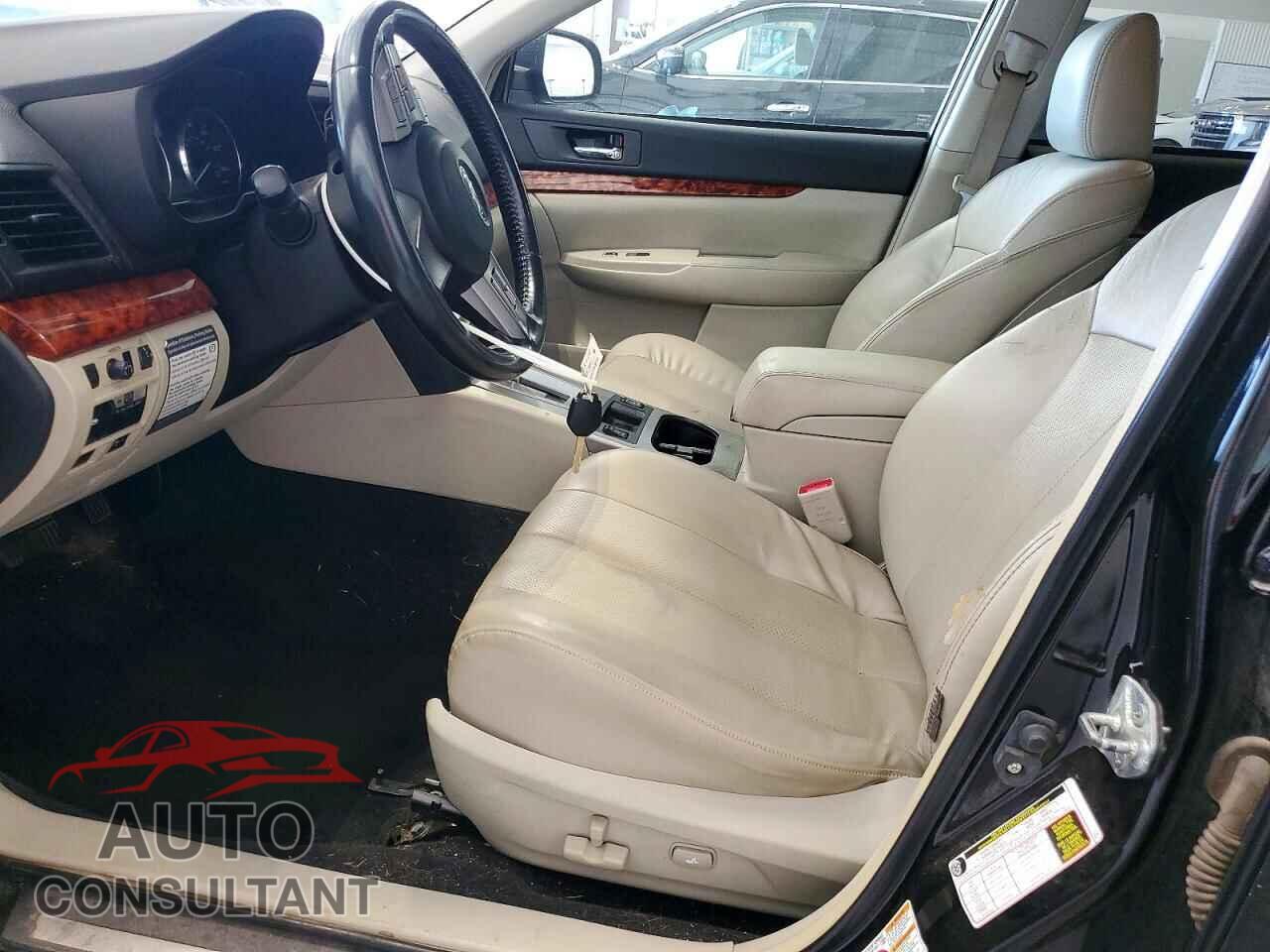 SUBARU OUTBACK 2011 - 4S4BRBKC3B3380904