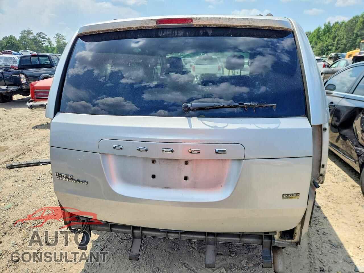 DODGE CARAVAN 2011 - 2D4RN4DG6BR618815