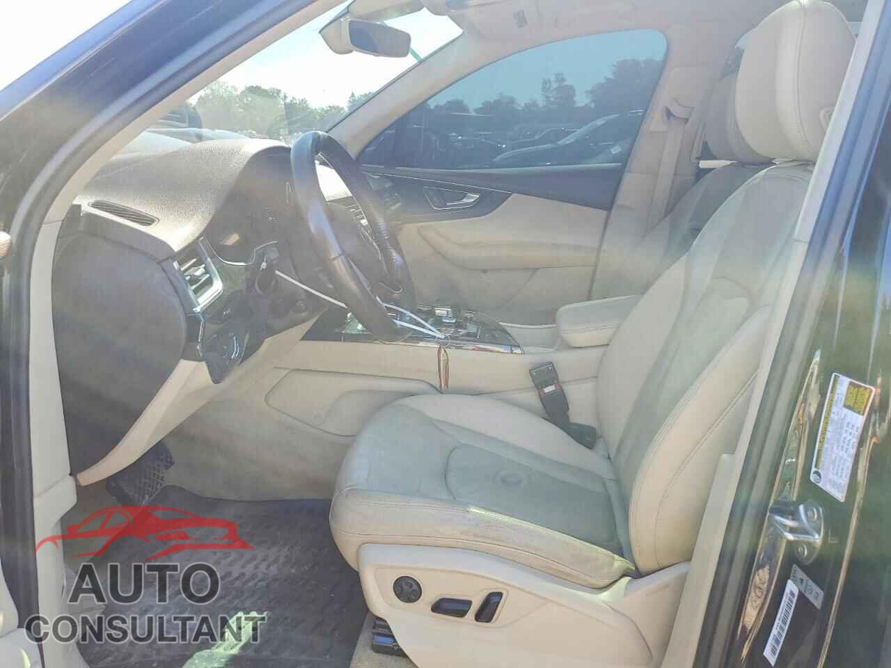 AUDI Q7 2017 - WA1LAAF76HD007733