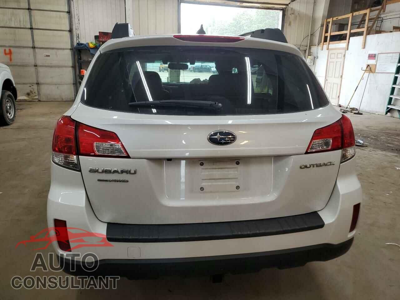 SUBARU OUTBACK 2014 - 4S4BRCPC4E3253761
