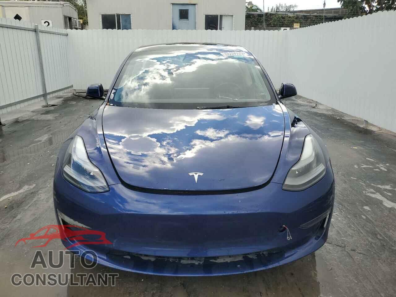 TESLA MODEL 3 2023 - 5YJ3E1EA8PF449024