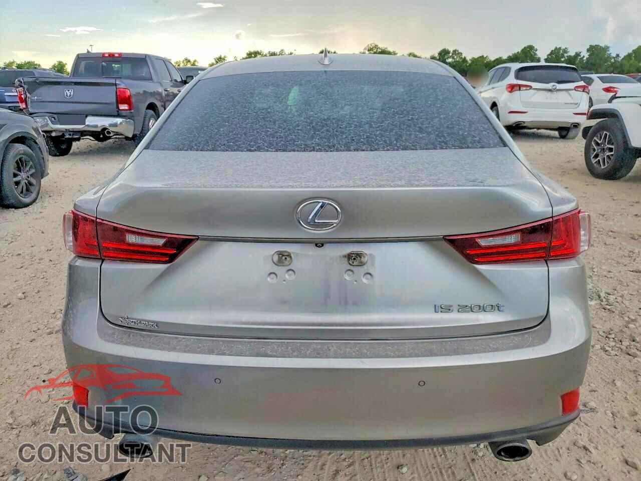 LEXUS IS 2016 - JTHBA1D29G5016460
