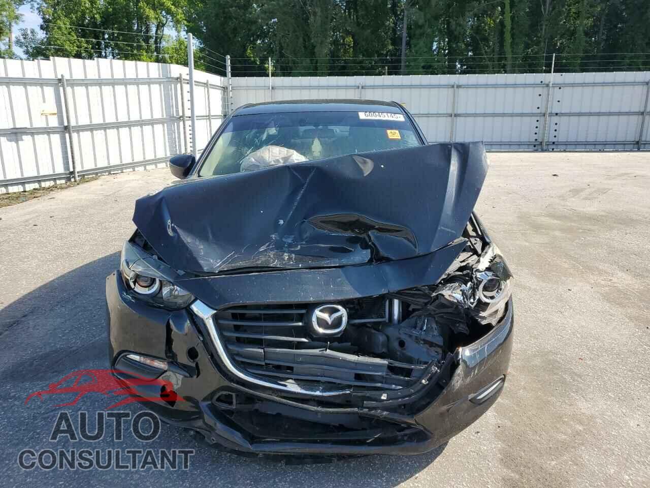 MAZDA 3 2017 - 3MZBN1U70HM124640