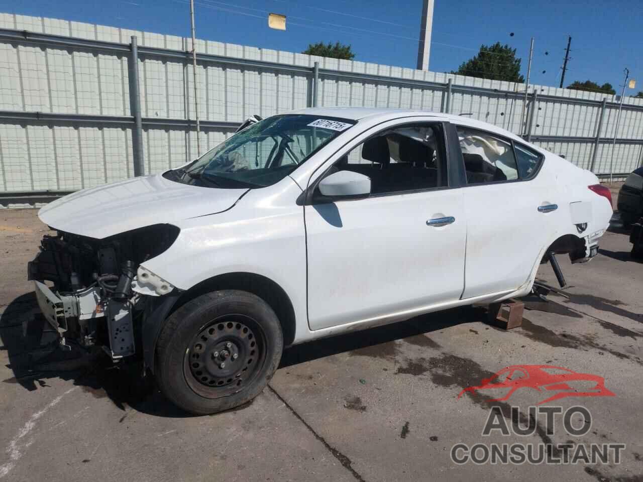 NISSAN VERSA 2017 - 3N1CN7AP1HL803193