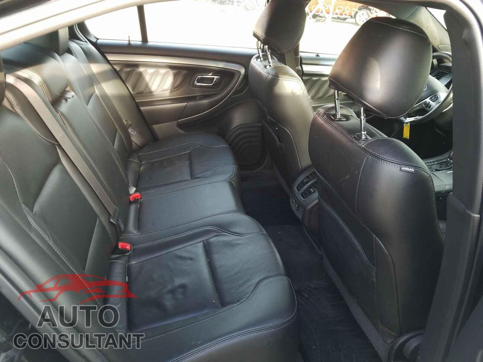 FORD TAURUS 2017 - 1FAHP2E85HG136772
