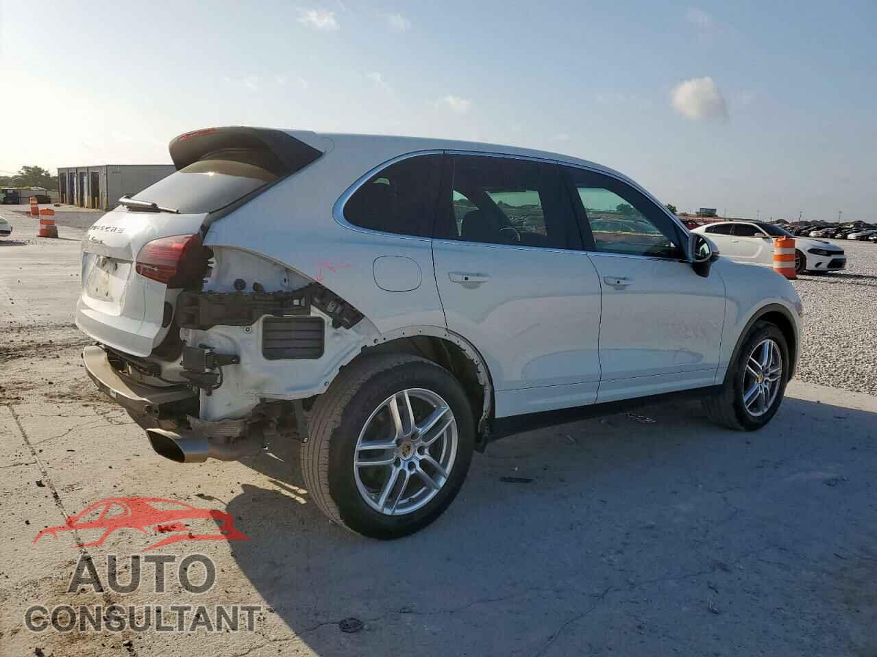 PORSCHE CAYENNE 2017 - WP1AA2A28HKA87576