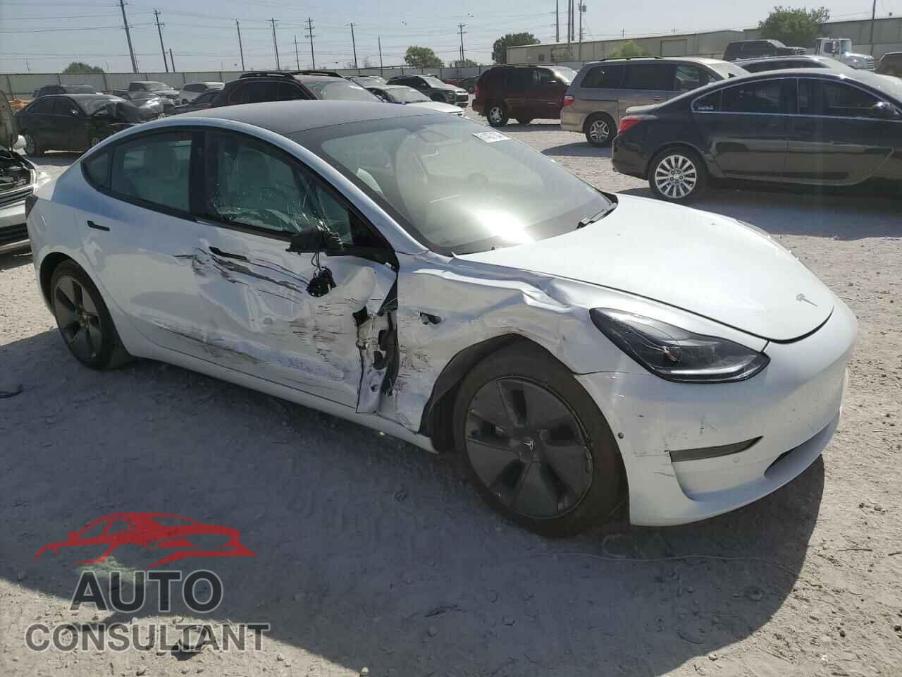 TESLA MODEL 3 2021 - 5YJ3E1EB5MF060457