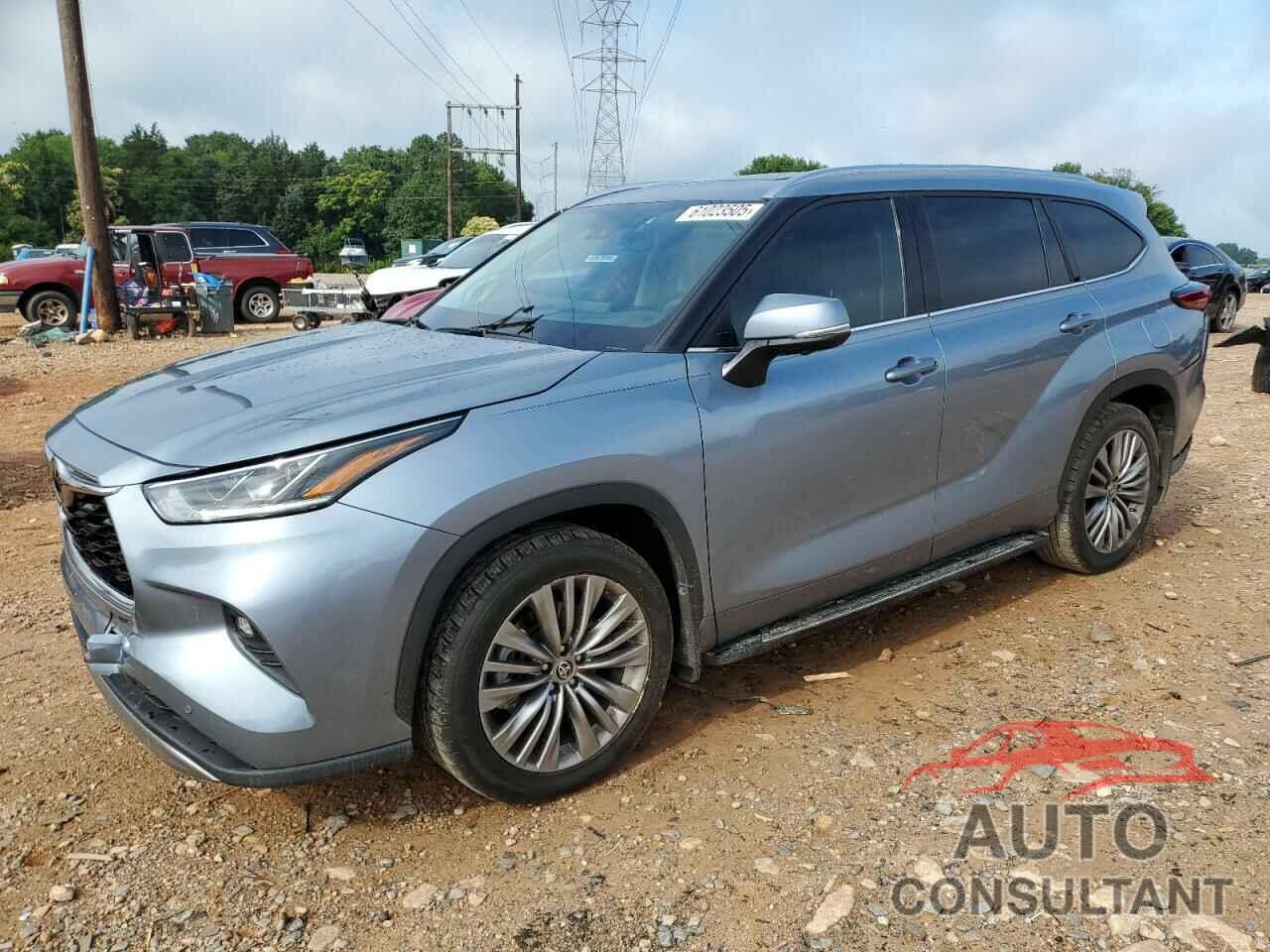 TOYOTA HIGHLANDER 2023 - 5TDKDRBH3PS000635