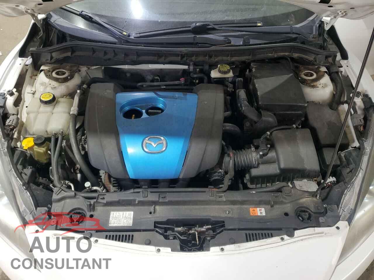 MAZDA 3 2012 - JM1BL1W72C1509242