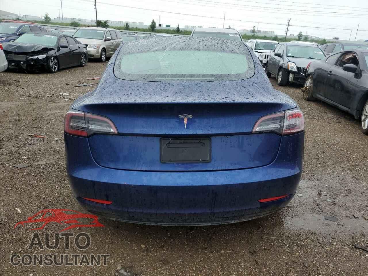 TESLA MODEL 3 2021 - 5YJ3E1EA2MF087123