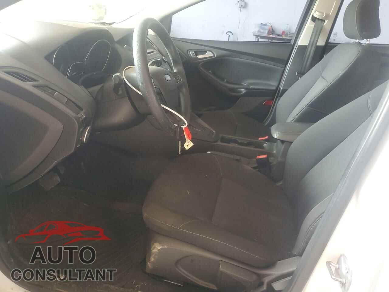 FORD FOCUS 2016 - 1FADP3F24GL403808