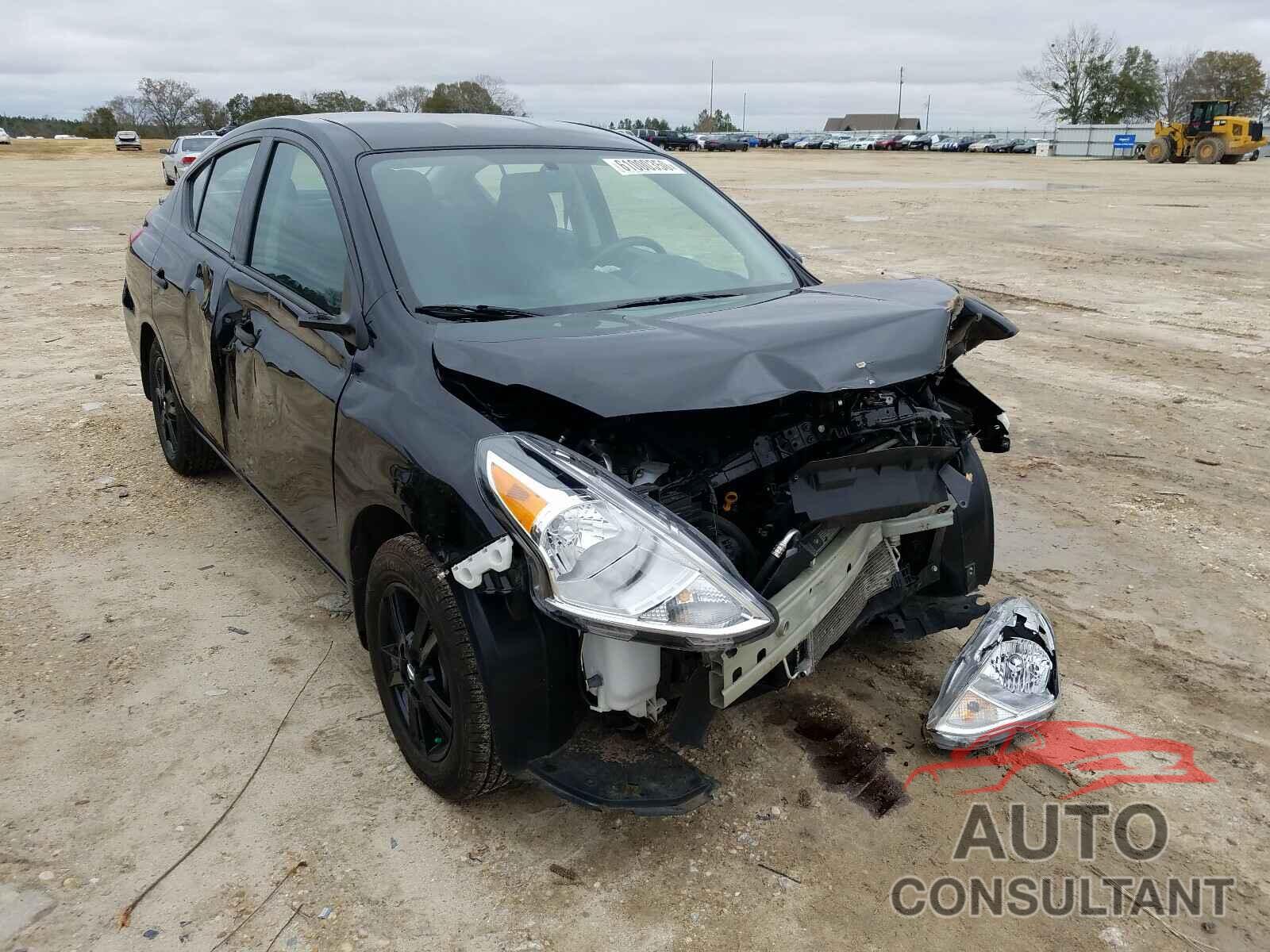 NISSAN VERSA 2019 - 3N1CN7AP0KL827380