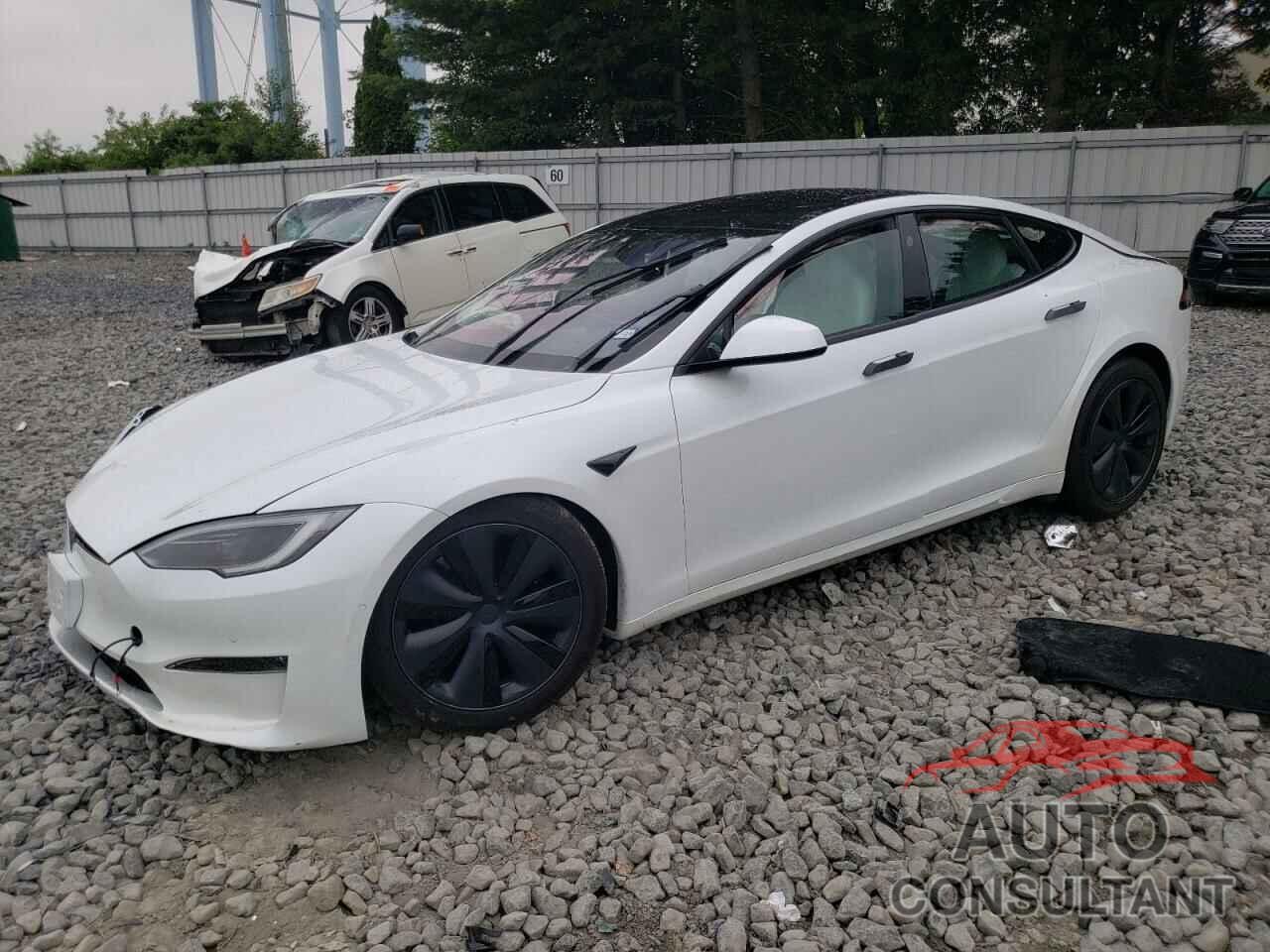 TESLA MODEL S 2022 - 5YJSA1E56NF494194